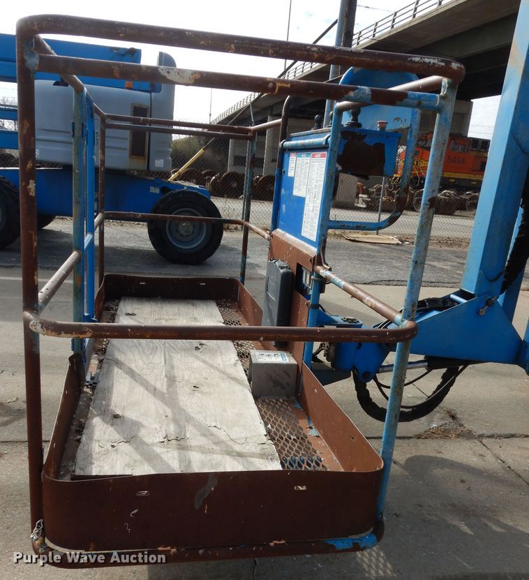 image for item DI6896 2007 Genie Z60/34  boom lift