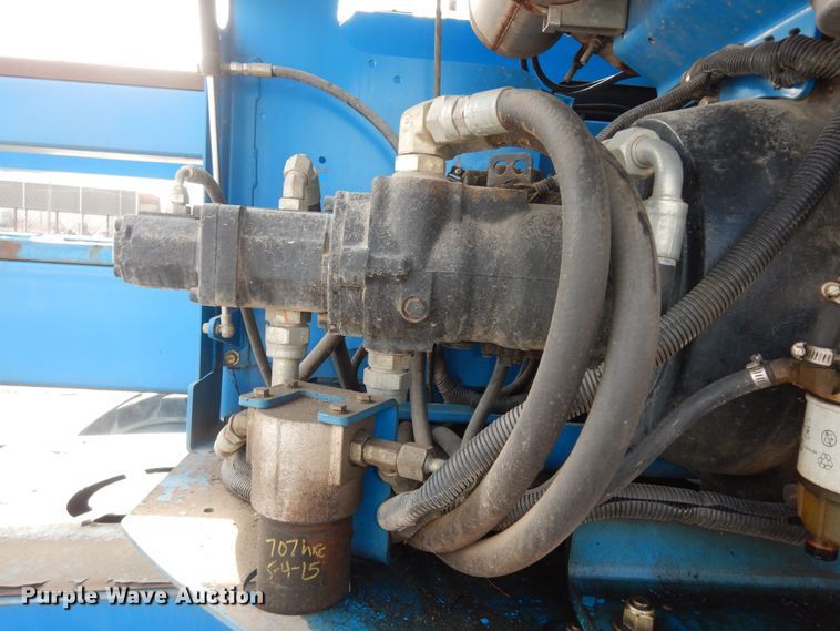 image for item DI6896 2007 Genie Z60/34  boom lift