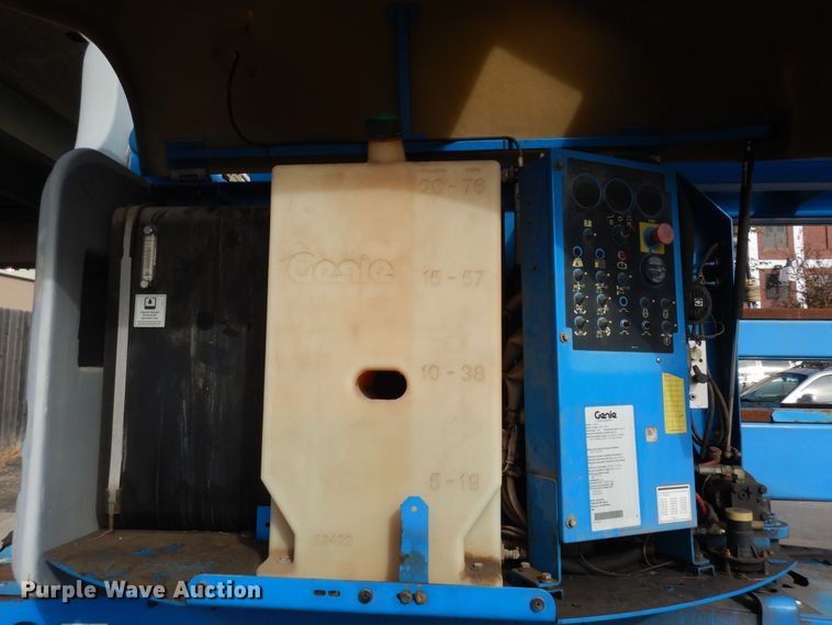 image for item DI6896 2007 Genie Z60/34  boom lift