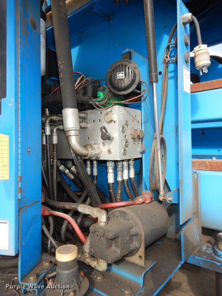 image for item DI6896 2007 Genie Z60/34  boom lift