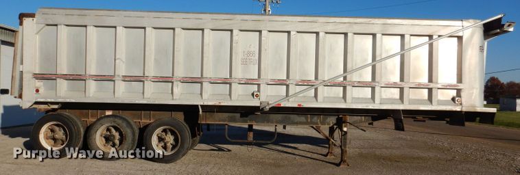image for item DK2042 2004 Benson  end dump trailer