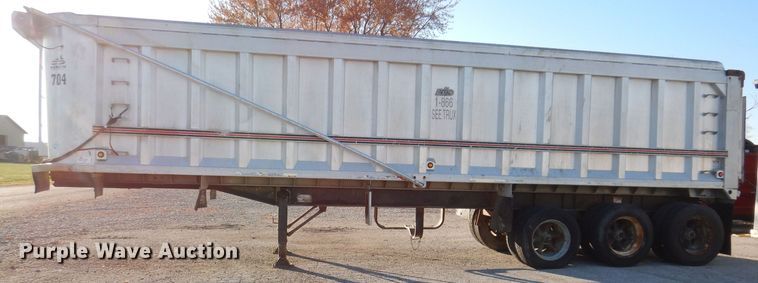 image for item DK2042 2004 Benson  end dump trailer