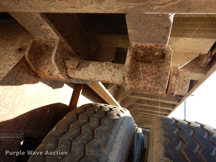 image for item DK2042 2004 Benson  end dump trailer