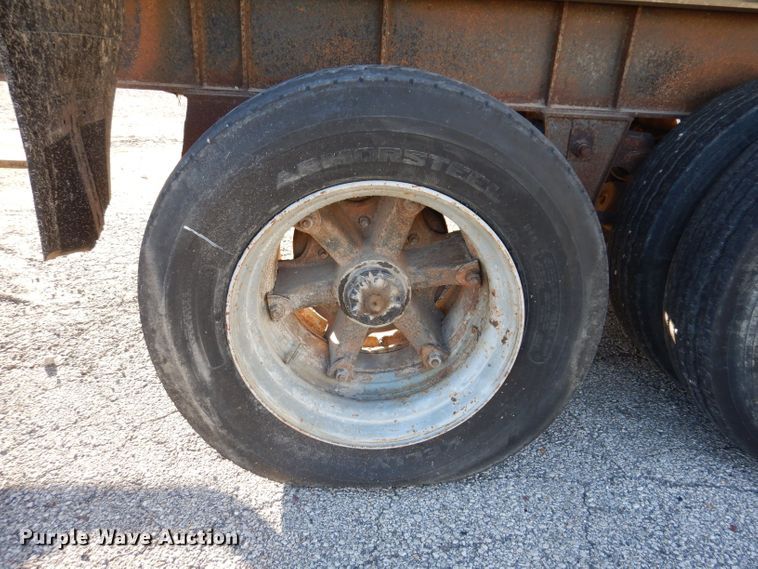 image for item DK2042 2004 Benson  end dump trailer