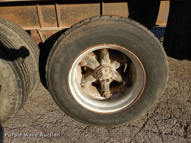 image for item DK2042 2004 Benson  end dump trailer