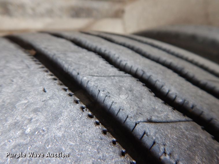 image for item DK2053 1995 Trail-Eze DHT7048  drop deck equipment trailer