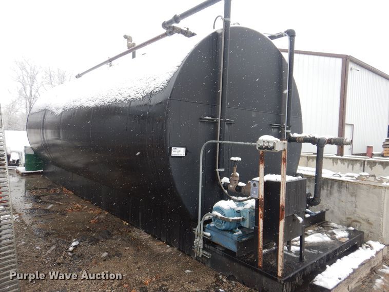 image for item DK2055 Asphalt rejuvenator tank