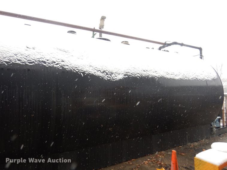 image for item DK2055 Asphalt rejuvenator tank