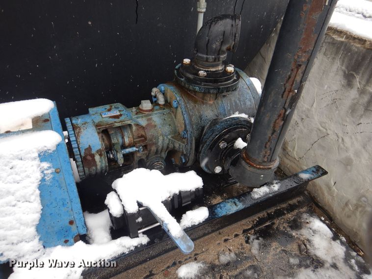 image for item DK2055 Asphalt rejuvenator tank