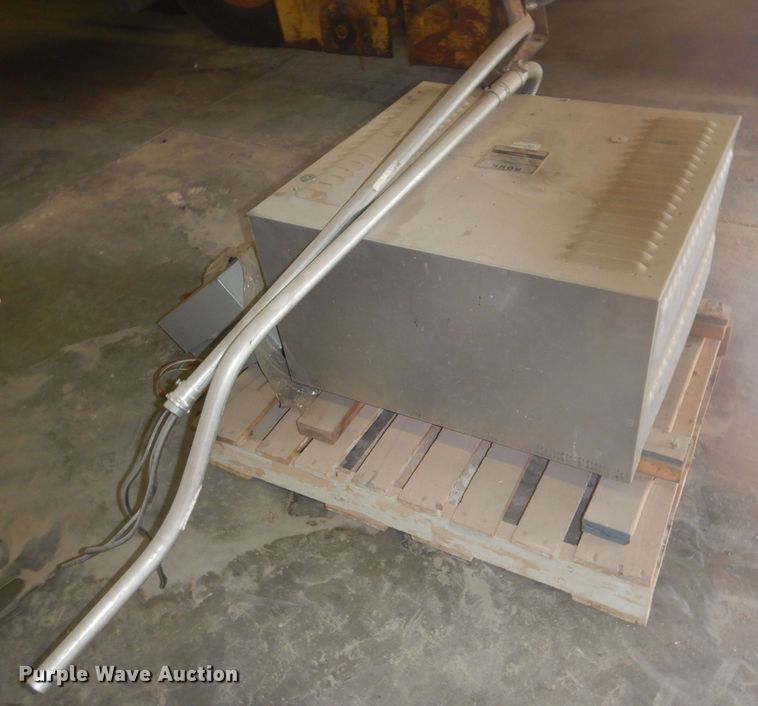 image for item DK2055 Asphalt rejuvenator tank