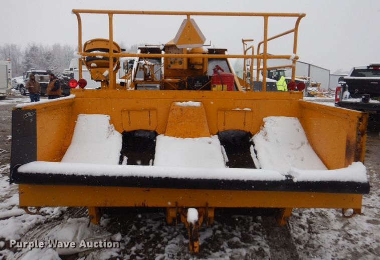 image for item DK2056 Entyre  chip spreader