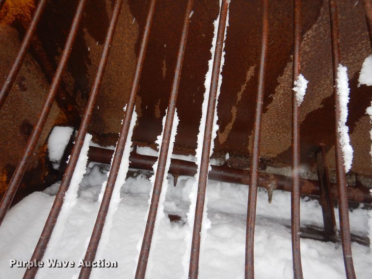 image for item DK2056 Entyre  chip spreader