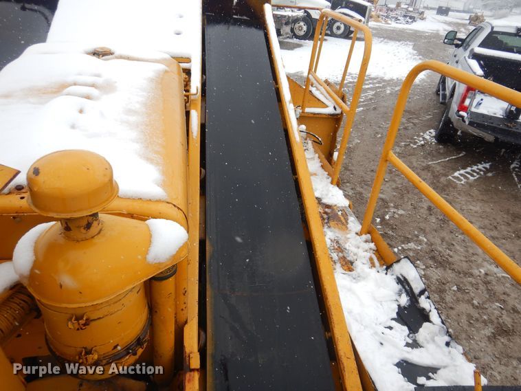 image for item DK2056 Entyre  chip spreader