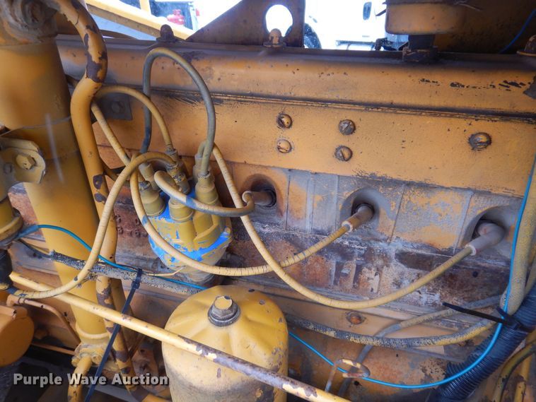 image for item DK2056 Entyre  chip spreader