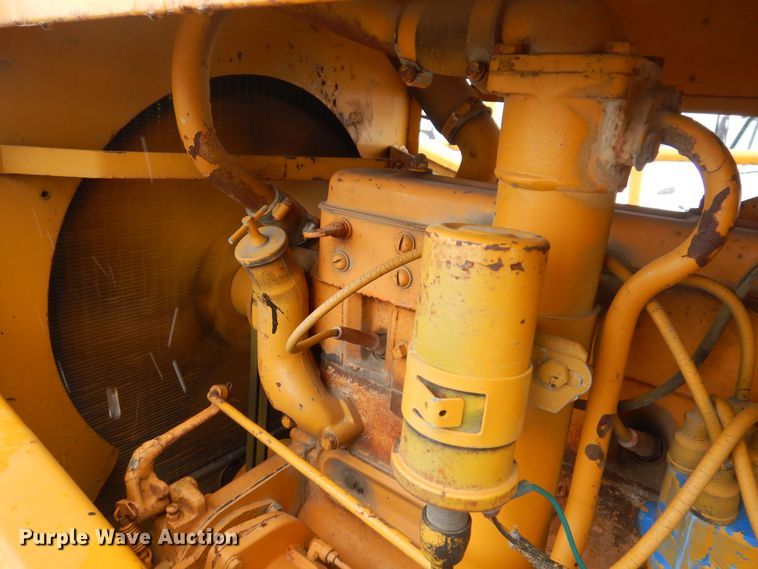 image for item DK2056 Entyre  chip spreader