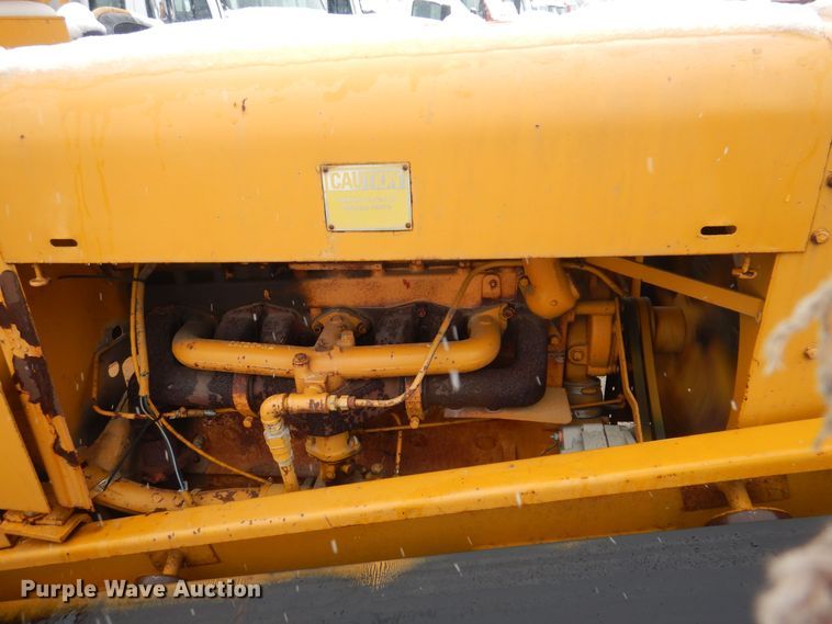 image for item DK2056 Entyre  chip spreader