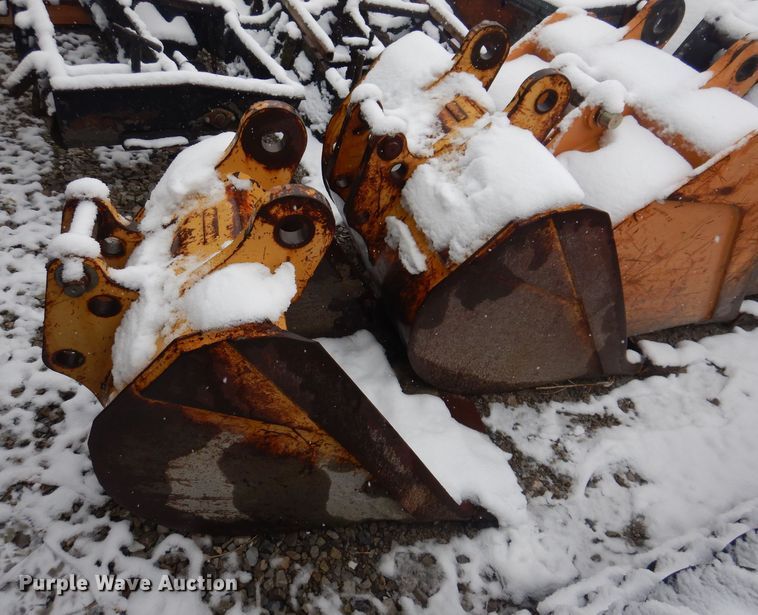 image for item DK2057 (2) backhoe buckets