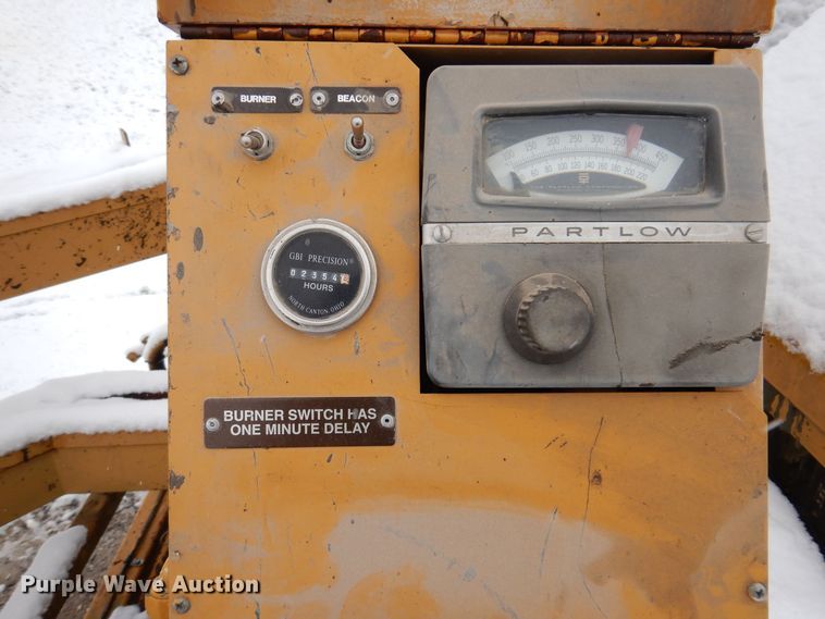 image for item DK2058 2006 Bear Cat BK250D  pothole patcher