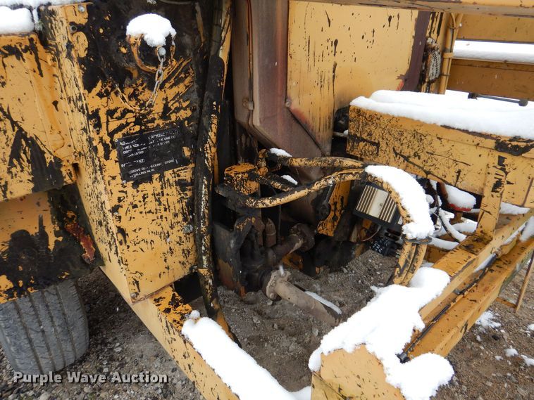 image for item DK2058 2006 Bear Cat BK250D  pothole patcher