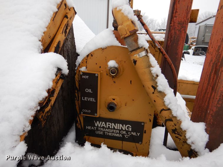 image for item DK2058 2006 Bear Cat BK250D  pothole patcher