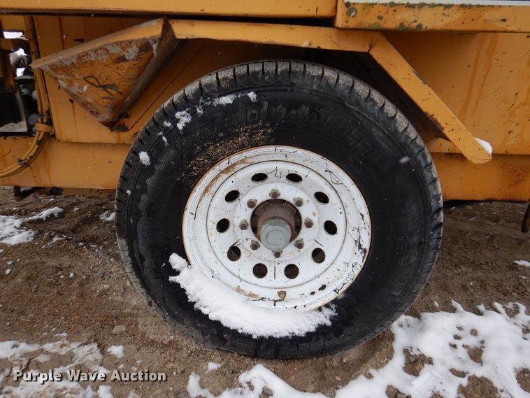 image for item DK2058 2006 Bear Cat BK250D  pothole patcher