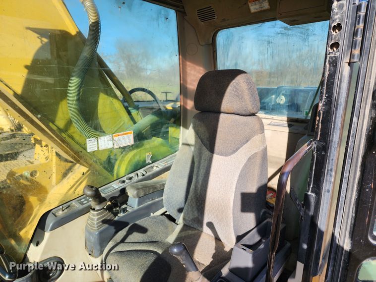 image for item DM4862 2005 Caterpillar 330CL  excavator