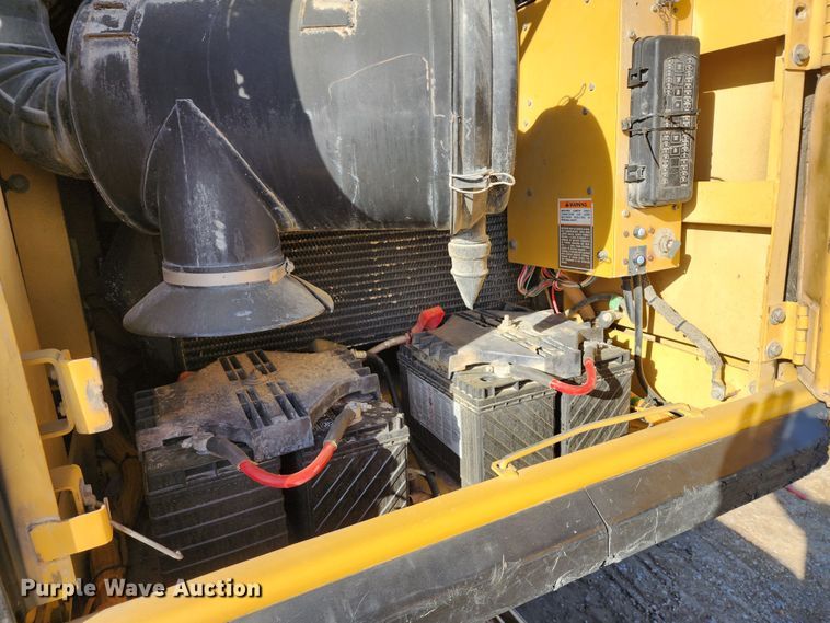 image for item DM4862 2005 Caterpillar 330CL  excavator