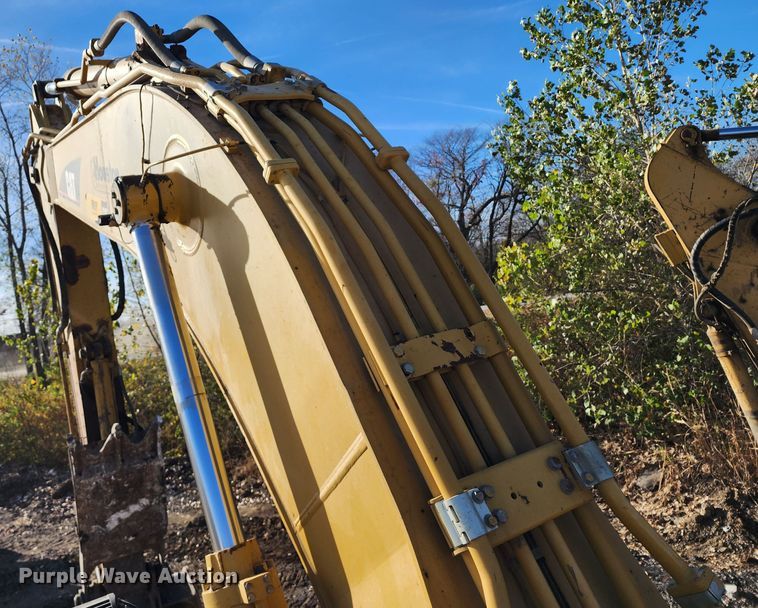 image for item DM4862 2005 Caterpillar 330CL  excavator