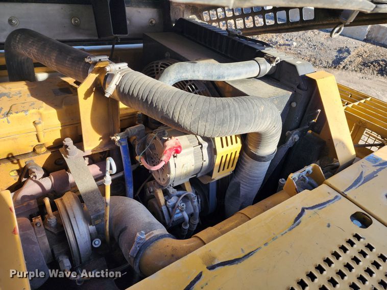image for item DM4862 2005 Caterpillar 330CL  excavator