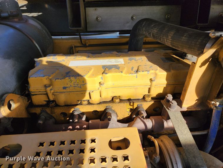 image for item DM4862 2005 Caterpillar 330CL  excavator