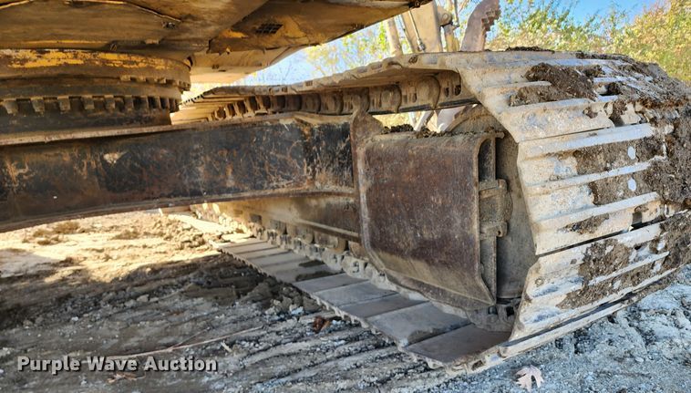 image for item DM4862 2005 Caterpillar 330CL  excavator