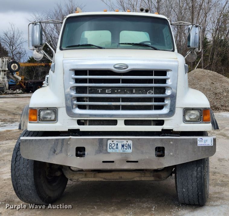image for item DM4871 2007 Sterling LT9500  ready mix truck