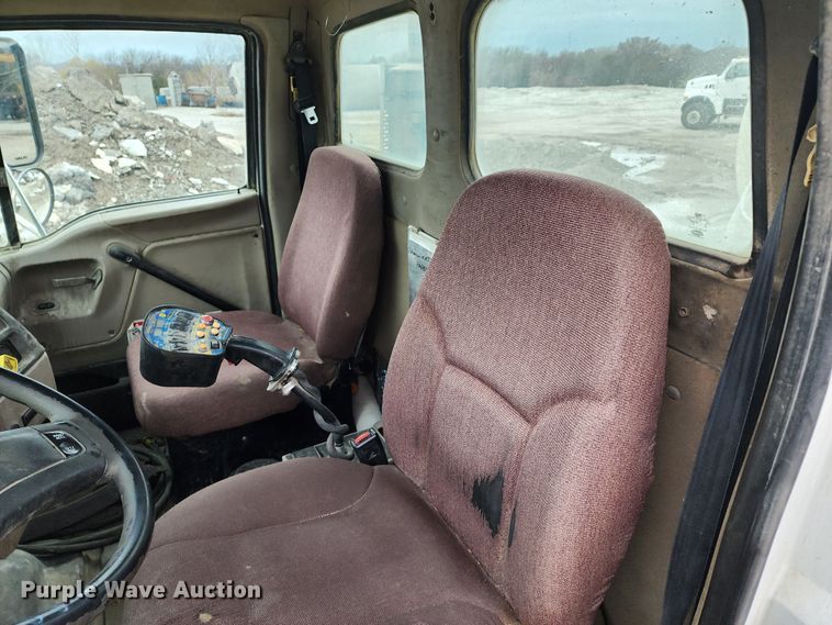 image for item DM4871 2007 Sterling LT9500  ready mix truck