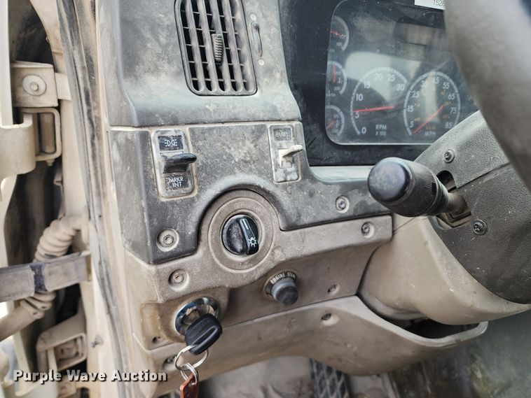 image for item DM4871 2007 Sterling LT9500  ready mix truck