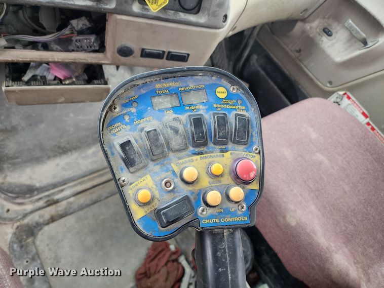 image for item DM4871 2007 Sterling LT9500  ready mix truck