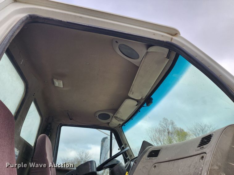 image for item DM4871 2007 Sterling LT9500  ready mix truck