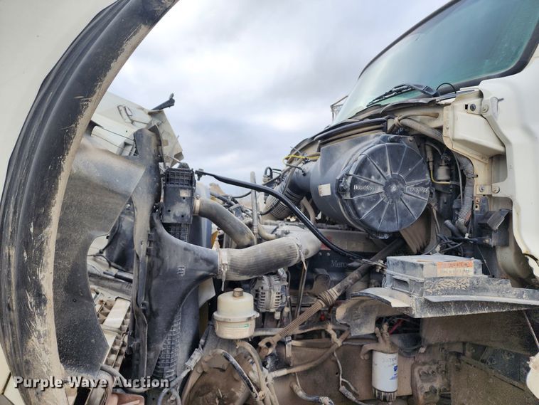 image for item DM4871 2007 Sterling LT9500  ready mix truck