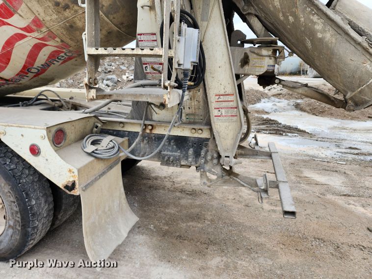 image for item DM4871 2007 Sterling LT9500  ready mix truck