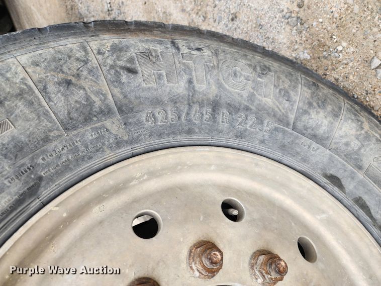 image for item DM4871 2007 Sterling LT9500  ready mix truck