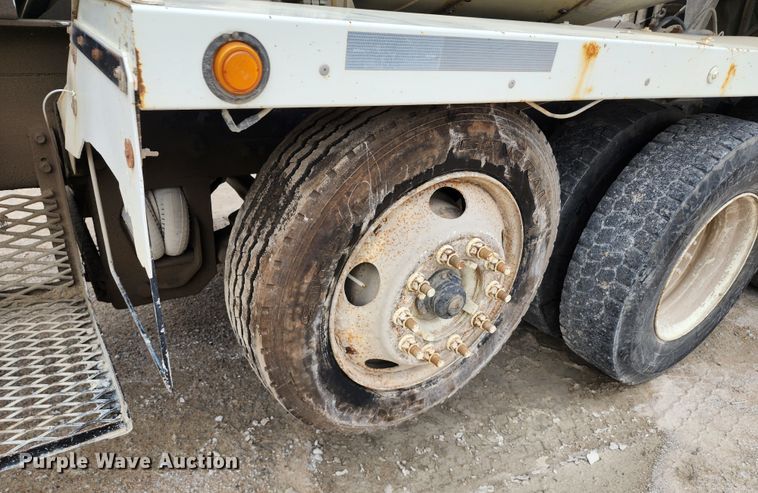 image for item DM4871 2007 Sterling LT9500  ready mix truck