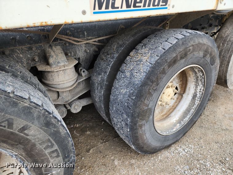 image for item DM4871 2007 Sterling LT9500  ready mix truck