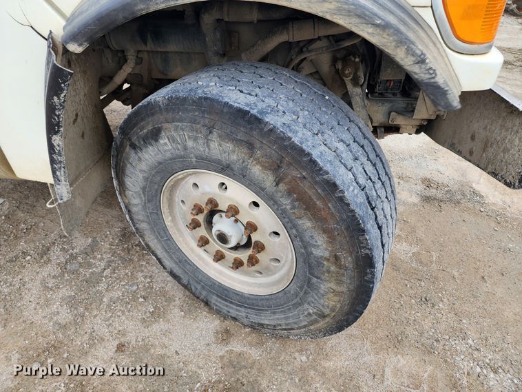 image for item DM4871 2007 Sterling LT9500  ready mix truck