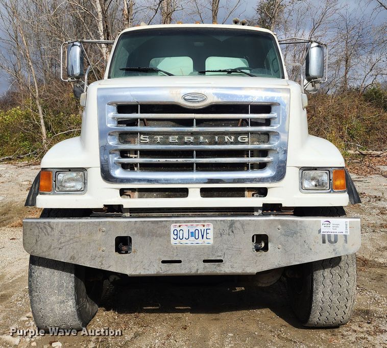 image for item DM4872 2007 Sterling LT9500  ready mix truck