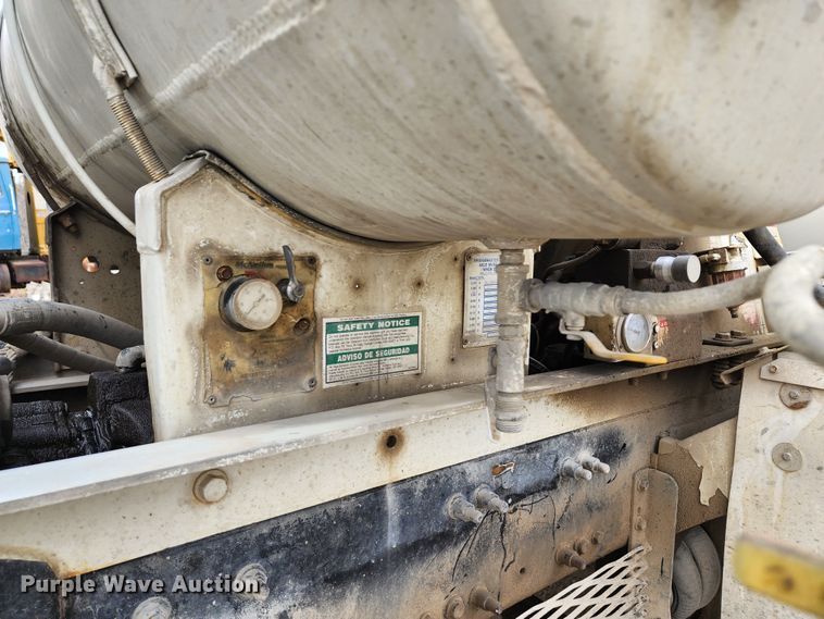 image for item DM4872 2007 Sterling LT9500  ready mix truck