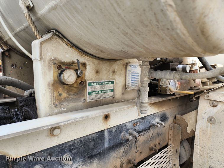 image for item DM4872 2007 Sterling LT9500  ready mix truck