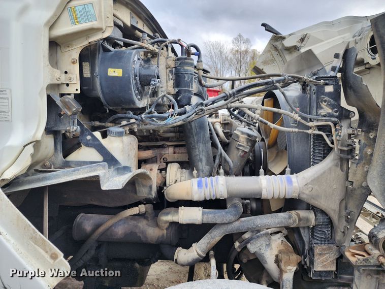 image for item DM4872 2007 Sterling LT9500  ready mix truck