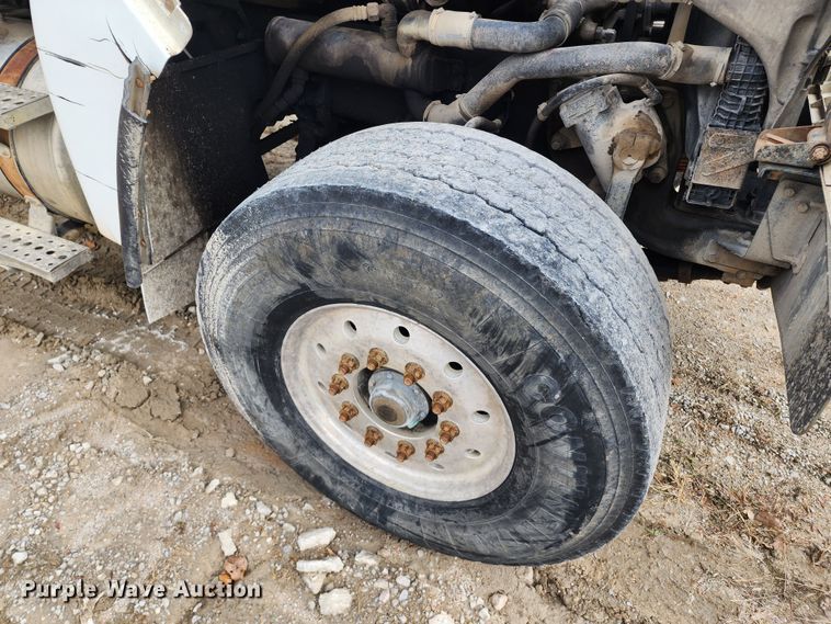 image for item DM4872 2007 Sterling LT9500  ready mix truck