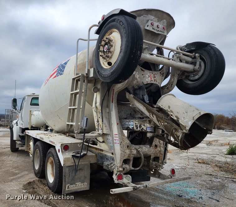 image for item DM4873 2007 Sterling LT9500  ready mix truck