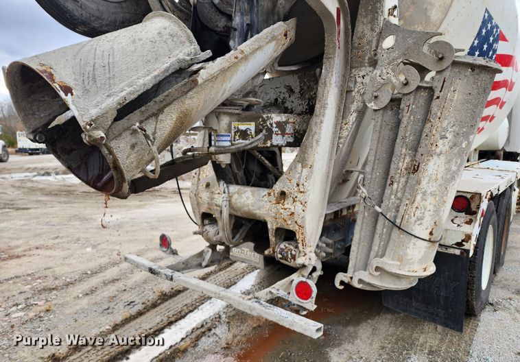 image for item DM4873 2007 Sterling LT9500  ready mix truck