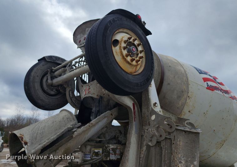image for item DM4873 2007 Sterling LT9500  ready mix truck